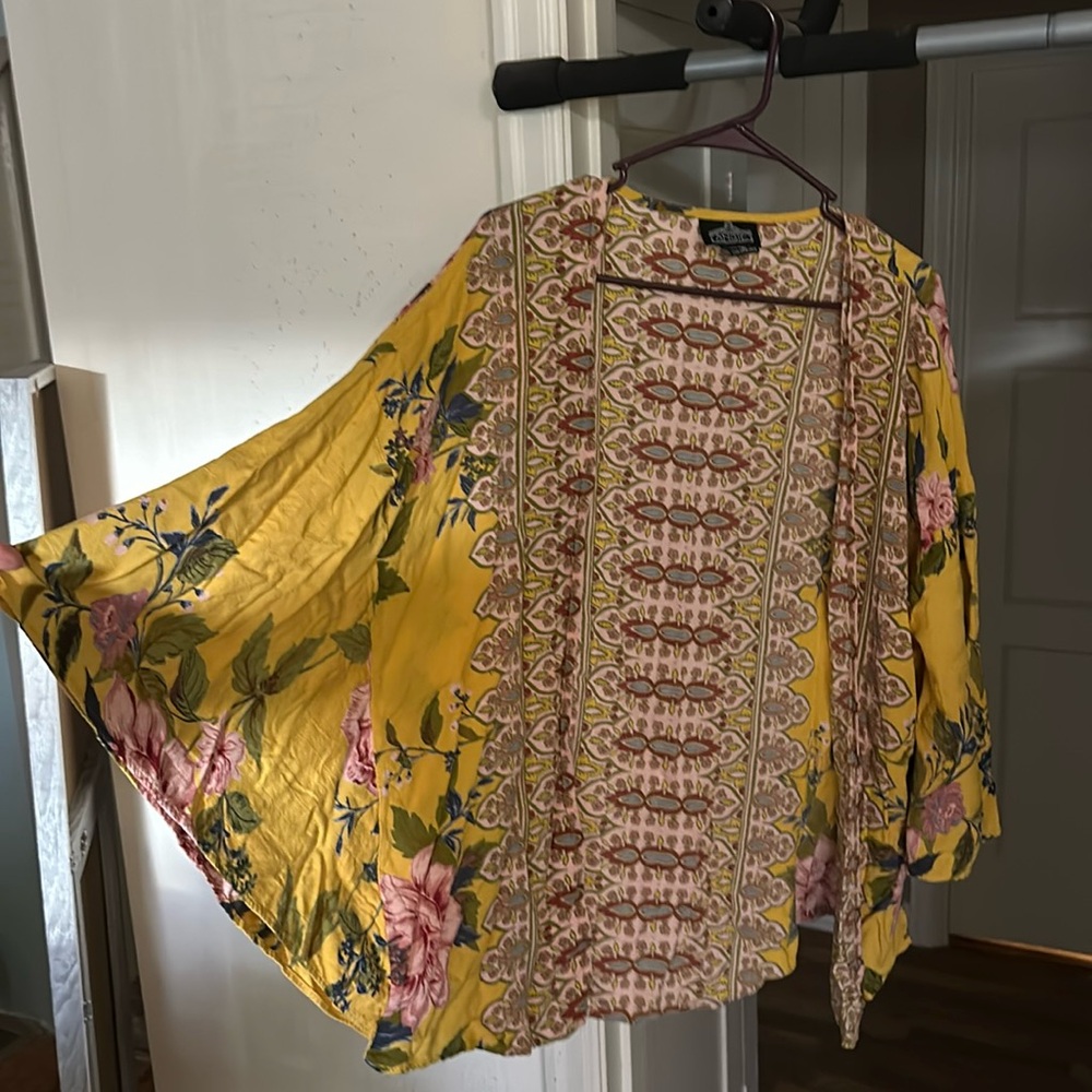 Angie shawl